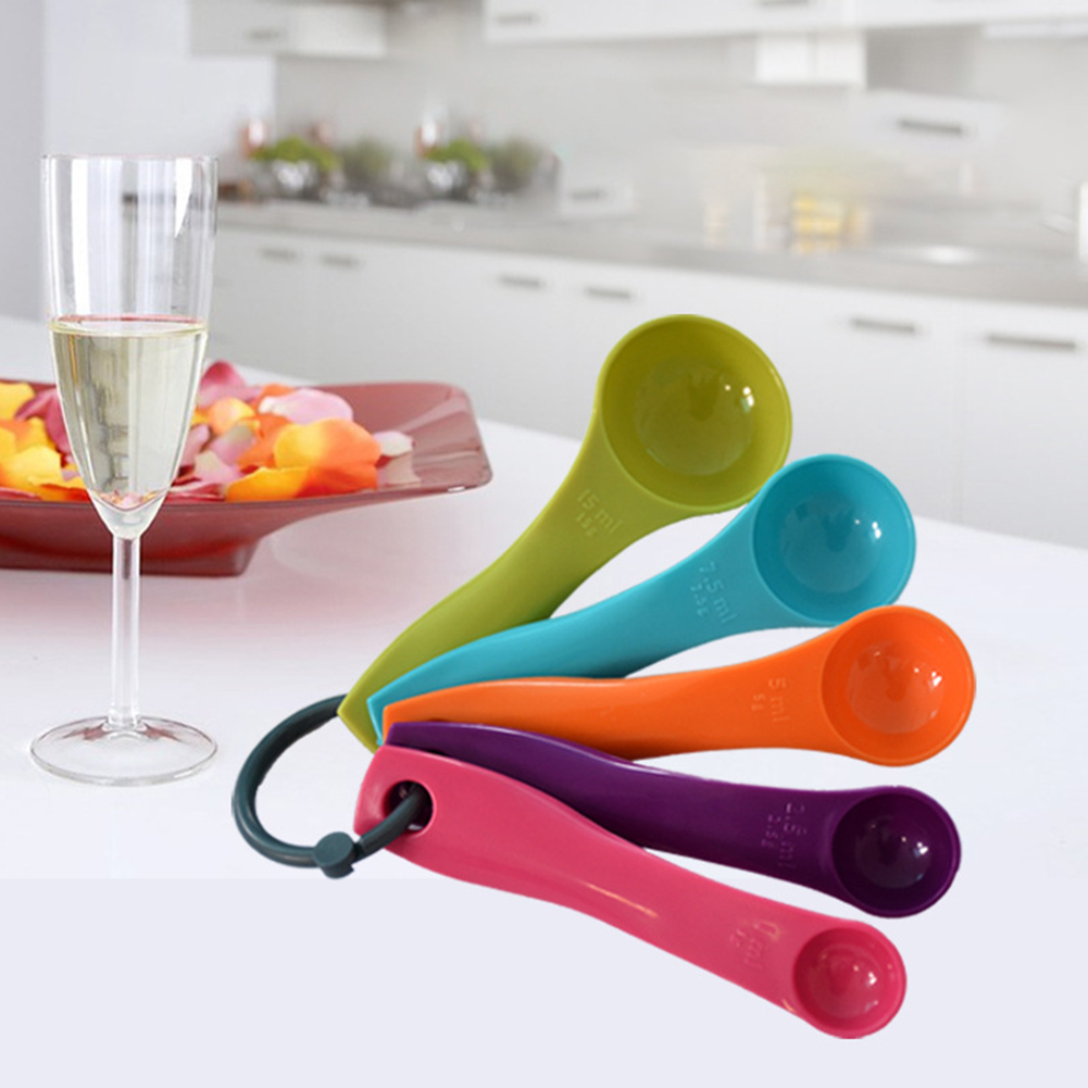 5-Piece Colorful Salt Oil Spoo - Commercial Kitchen Products recension och pris